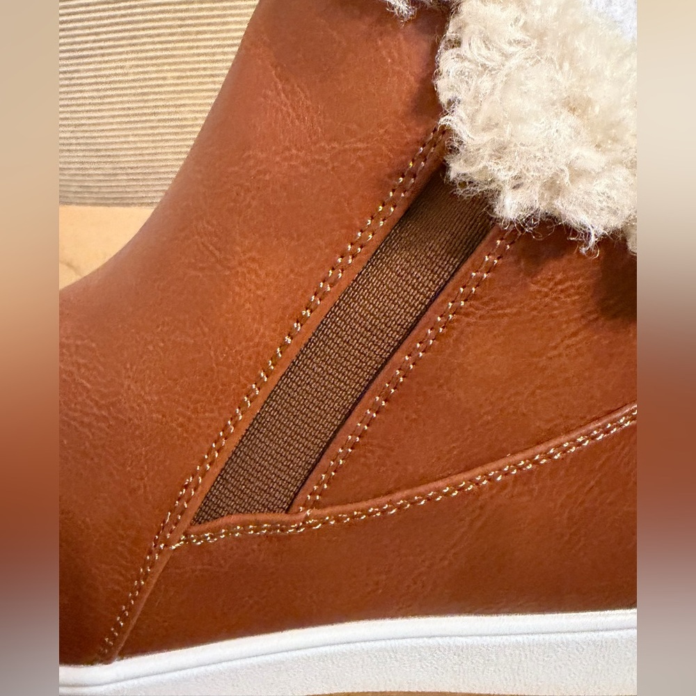 NWT MUK LUKS Women’s Montana Water-Resistant Big Sky Booties - Size 8.5 - Picture 8 of 16